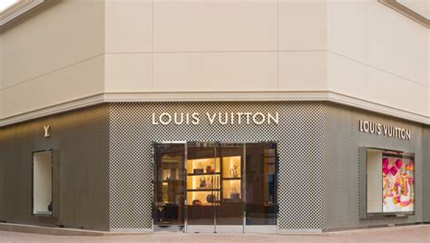 louis vuitton fashion island|louis vuitton in newport beach.